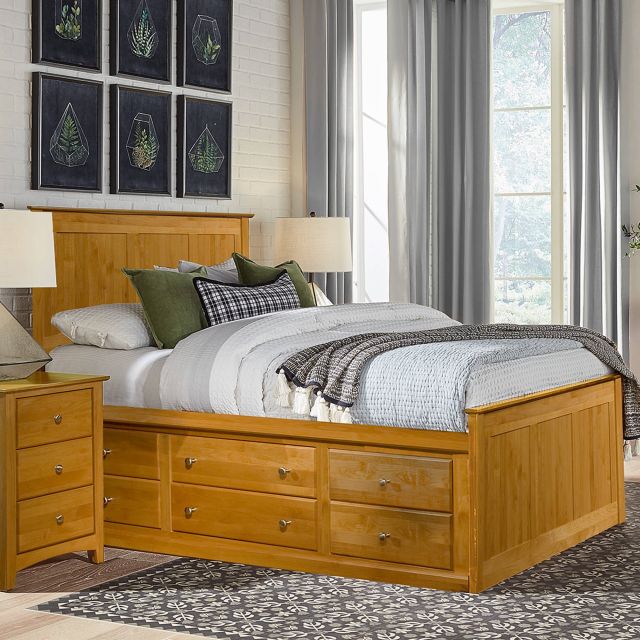 Shaker Alder Honey Queen Storage Bed 6 6 Drawer Storage Bernie Phyl s Furniture