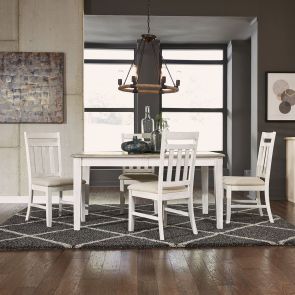 Summerville 5 Piece Dining Set (Table with 4 Side Chairs)