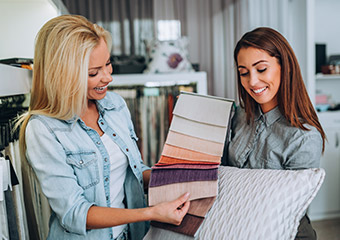 Bernie & Phyl's Furniture Blog: Expert Design